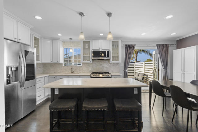 Detail Gallery Image 9 of 29 For 915 Maplewood Way, Port Hueneme,  CA 93041 - 3 Beds | 2 Baths