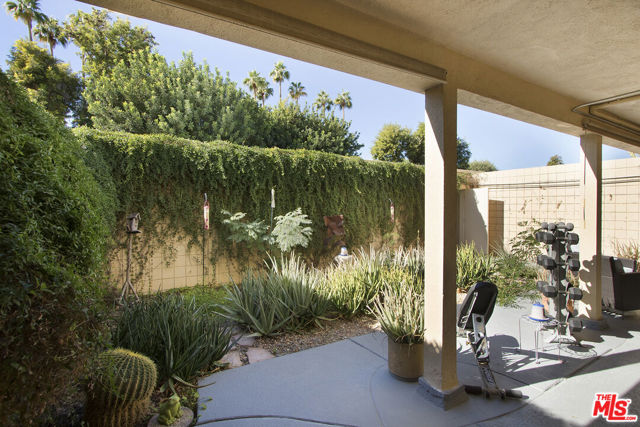 501 Desert Lakes Circle, Palm Springs, CA 92264