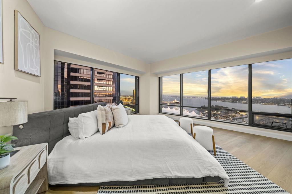 100 Harbor Dr - photo 19