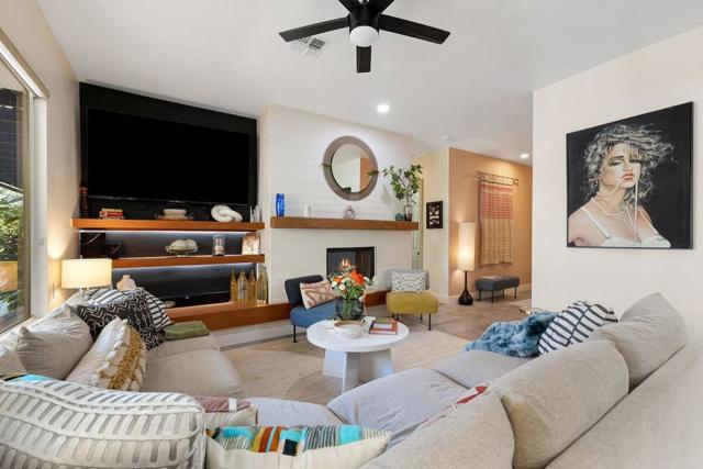 35618 Corte Serena, Cathedral City CA: https://media.crmls.org/mediaz/c9c7d665-dc3d-4983-bb40-c0203cc6c8ef.jpg