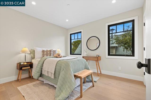 1045 Kains Ave, Albany CA: https://media.crmls.org/mediaz/c9c8261e-4e79-473f-92e4-e97bb8d85caa.jpg
