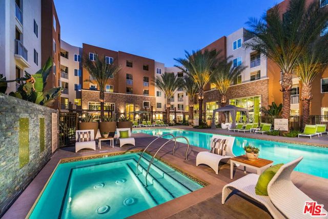 7290 Edinger Avenue, Huntington Beach CA: https://media.crmls.org/mediaz/c9c8ed4c-3402-44f4-b574-d45f3eeac5a8.jpg