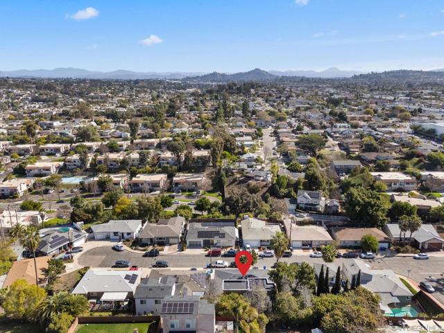 5126 5128 Alumni Pl, San Diego CA: https://media.crmls.org/mediaz/c9c9382e-289c-44dd-9222-5cf56f00cbe5.jpg
