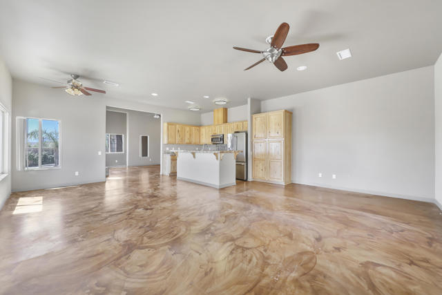 49110 Vista Drive, Morongo Valley CA: https://media.crmls.org/mediaz/c9cbd230-567d-4ba6-8932-0ed1f927681f.jpg