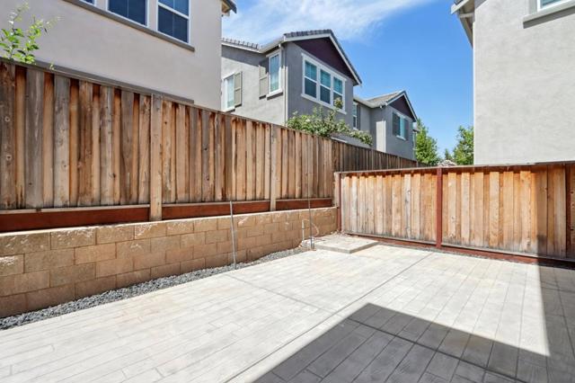 1363 S Shields Avenue, Mountain House CA: https://media.crmls.org/mediaz/c9cc5753-6454-4380-b881-e3d02431b919.jpg