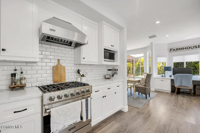 1847 Fox Springs Circle, Newbury Park CA: https://media.crmls.org/mediaz/c9cc8c56-31fd-4cd5-ad04-1474d25ab0b5.jpg