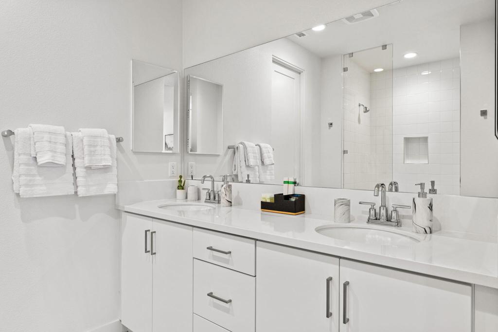 MLS #219141444DA image #16