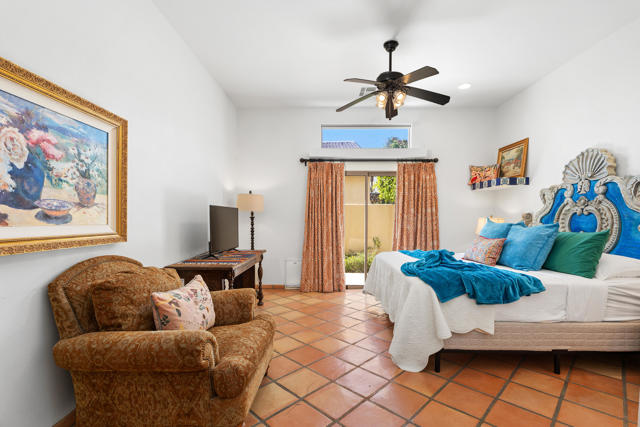 Image 22 of 35 For 51905 Avenida Obregon