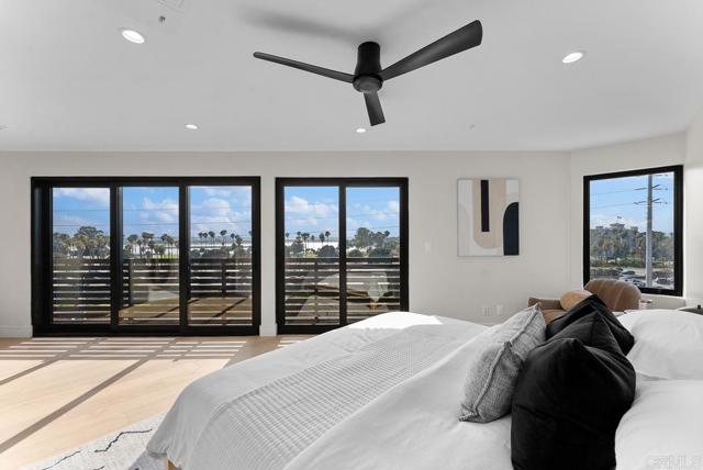 Detail Gallery Image 16 of 41 For 4224 Tonopah Ave, San Diego,  CA 92110 - 3 Beds | 3/1 Baths