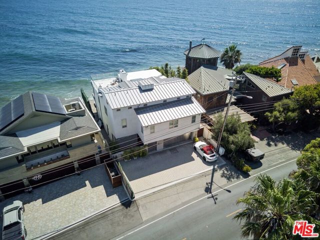 Drew Fenton | 24380 Malibu Road Malibu CA | MLS: 7364682 Drew Fenton | 24380 Malibu Road Malibu CA | MLS: 7364682