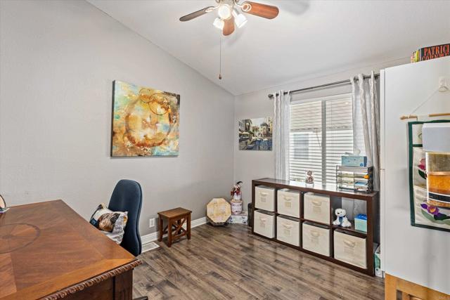 Detail Gallery Image 23 of 39 For 2280 E Valley Pkwy #4,  Escondido,  CA 92027 - 2 Beds | 2 Baths