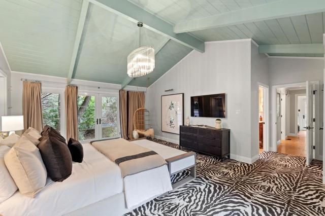 1260 Hayne Road, Hillsborough CA: https://media.crmls.org/mediaz/c9cf5785-f510-4c8f-a6fe-82cab16f439e.jpg