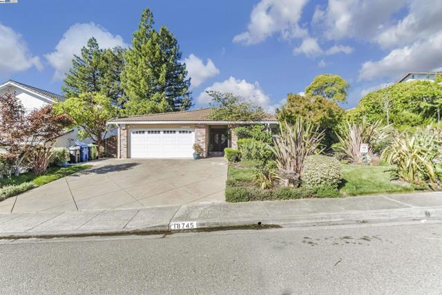 Image 1 of 46 For 18745 Cavendish Dr
