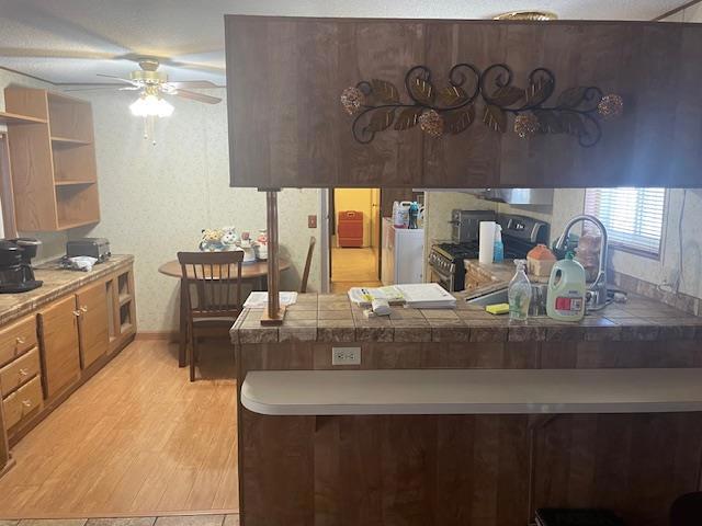 12350 Christensen Road, Salinas CA: https://media.crmls.org/mediaz/c9d16fe4-4e9c-40af-97a4-4f2bce3eaa42.jpg