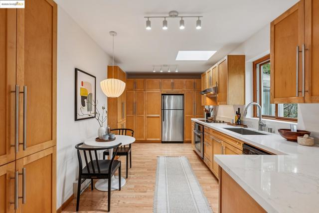 63 Eureka Ave, Kensington CA: https://media.crmls.org/mediaz/c9d1aef8-c0cb-4629-a0f4-03cc4c68045d.jpg