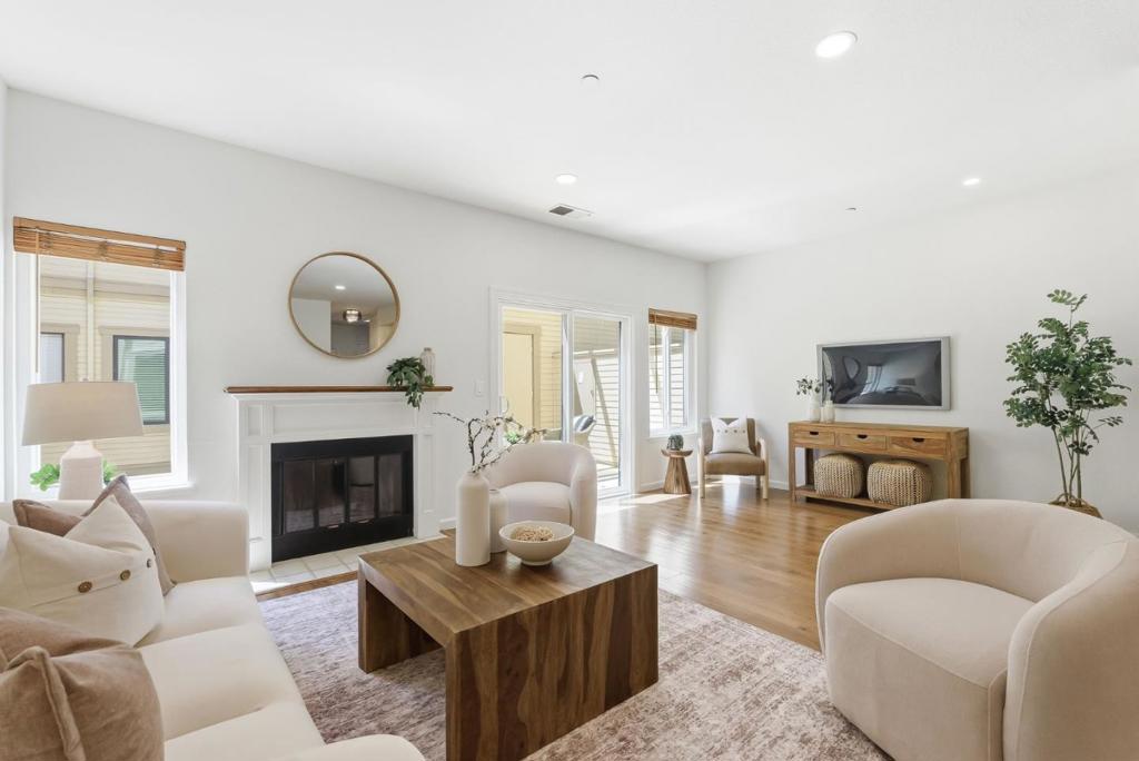 969 La Mesa Terrace #G
