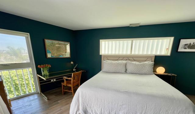 Detail Gallery Image 6 of 27 For 2851 N Buzz Ct, Los Angeles,  CA 90039 - 2 Beds | 2/1 Baths