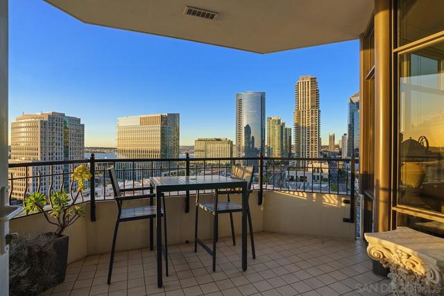 700 Harbor Drive, San Diego, California 92101, 2 Bedrooms Bedrooms, ,2 BathroomsBathrooms,Condominium,For Sale,Harbor Drive,250001369SD