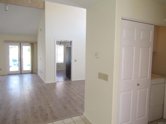 Detail Gallery Image 15 of 40 For 4052 Aeolia Way, Oceanside,  CA 92056 - 2 Beds | 2 Baths