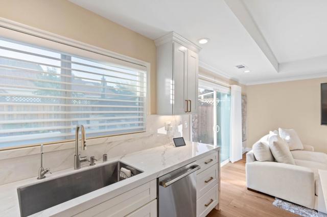 775 Sunset Glen Drive, San Jose CA: https://media.crmls.org/mediaz/c9d89b37-0295-4bf0-a56c-80d99a23fa38.jpg