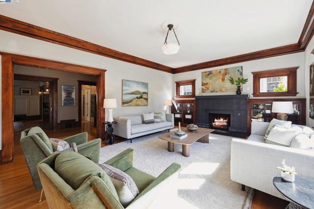 Image 7 of 60 For 5648 Ocean View Drive