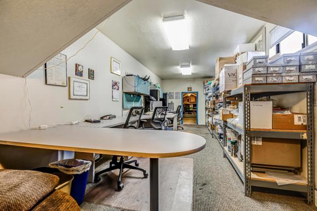 10012 N Foothill Boulevard, Cupertino CA: https://media.crmls.org/mediaz/c9d948cb-339a-4981-9de9-7a0f47364abc.jpg