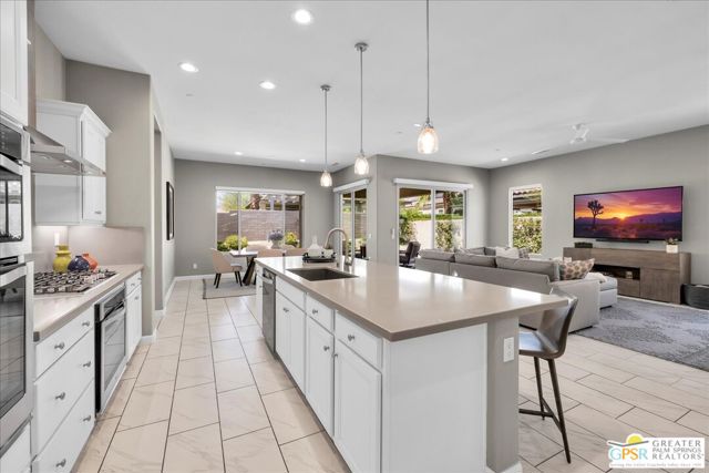 49 Bordeaux, Rancho Mirage CA: https://media.crmls.org/mediaz/c9da6bbb-b049-4277-b653-94ee1cc4c514.jpg
