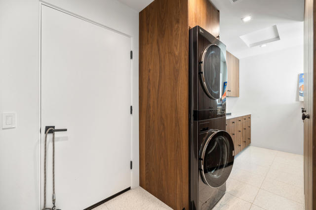 75465 Montecito Drive, Indian Wells CA: https://media.crmls.org/mediaz/c9da9d46-323e-4774-9947-854858ec6ad8.jpg