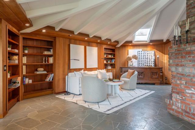 9 STORY ROAD, Carmel Valley CA: https://media.crmls.org/mediaz/c9dbfe61-dc49-481a-b92b-8a2b160c823a.jpg