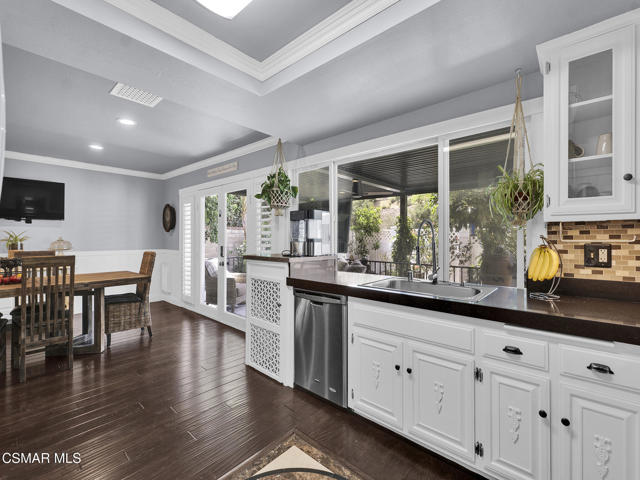 2026 Bridgegate Court, Westlake Village CA: https://media.crmls.org/mediaz/c9debcb7-5876-4e67-9370-31a55fdd209e.jpg