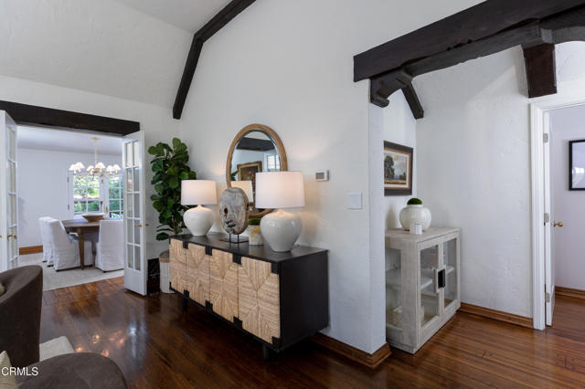 2440 Coniston Place, San Marino CA: https://media.crmls.org/mediaz/c9ded7fb-aec7-43b9-a103-28a546e15dd9.jpg