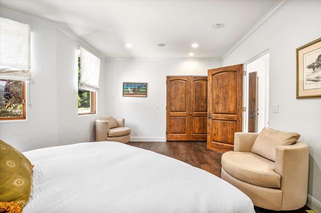 25926 Puerta Del Cajon, Monterey CA: https://media.crmls.org/mediaz/c9dee2b6-c793-42a9-a730-753ed742b47c.jpg