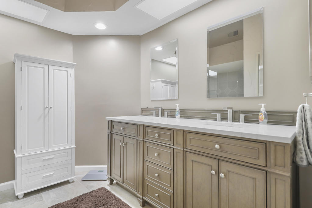 MLS #219136868DA image #10