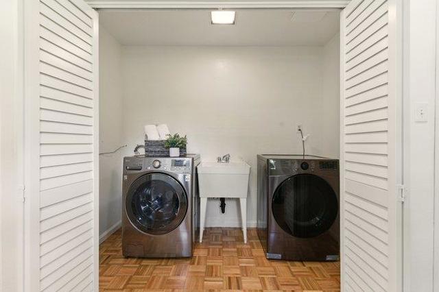 3642 Mcnulty Way, Redwood City CA: https://media.crmls.org/mediaz/c9df5d49-7153-4d1a-9db8-91f8b3415d9e.jpg