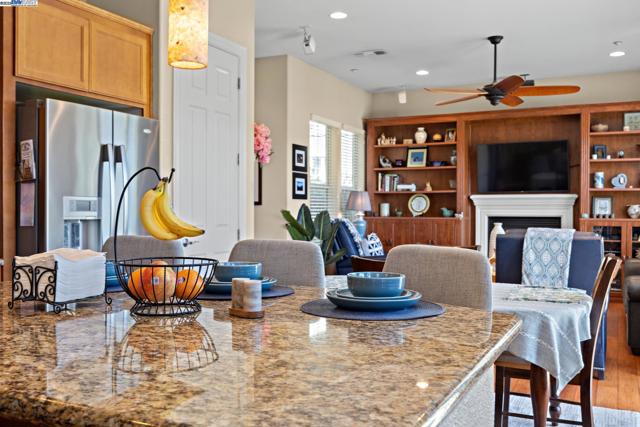 9779 Reimers Way, Dublin CA: https://media.crmls.org/mediaz/c9dfefbb-830c-4453-bba4-aede5a02abeb.jpg