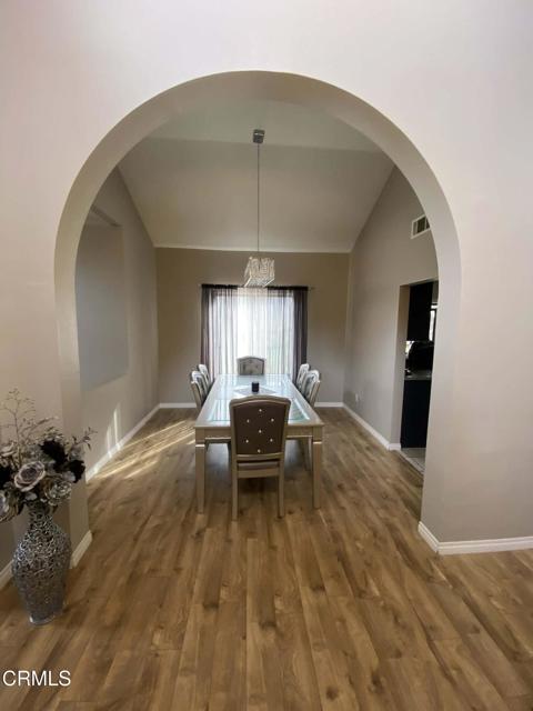 Detail Gallery Image 5 of 43 For 332 Morningside Ter, Palmdale,  CA 93551 - 5 Beds | 2/1 Baths