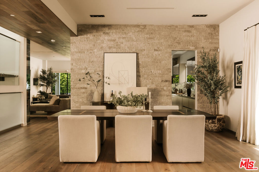 MLS #26911029 image #4