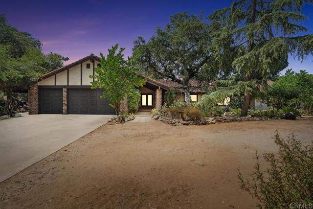 Detail Gallery Image 4 of 67 For 24903 Oakana Rd, Ramona,  CA 92065 - 3 Beds | 2/1 Baths