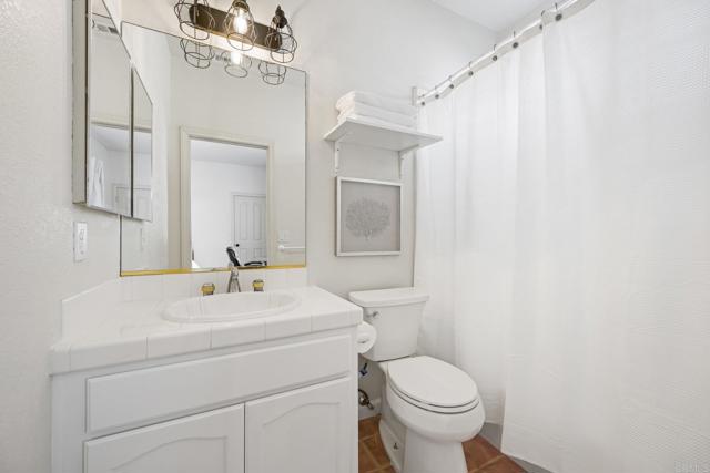 Detail Gallery Image 25 of 61 For 330 Skyline, Vista,  CA 92084 - 5 Beds | 4 Baths