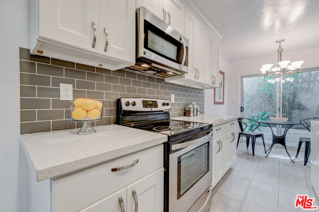 1457 STANFORD Street, 1 photo 8