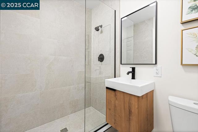 2087 Brook St, Concord CA: https://media.crmls.org/mediaz/c9e3a148-5139-4139-bea0-3c2411331828.jpg