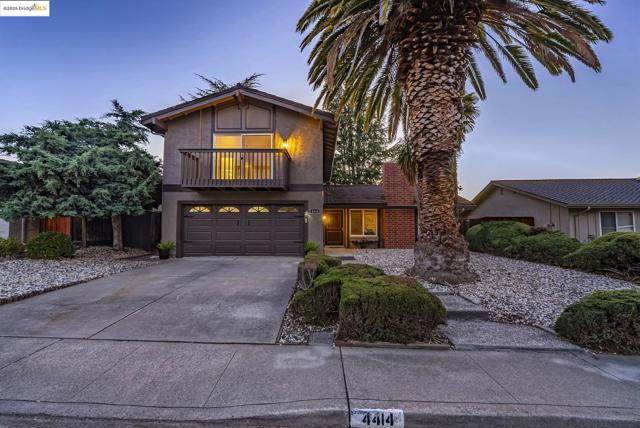 4414 Willow Glen Ct, Concord CA: https://media.crmls.org/mediaz/c9e3ec9b-838f-49cf-8be8-d22c6906ec06.jpg
