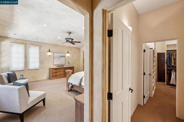 3711 Northgate Woods Court, Walnut Creek CA: https://media.crmls.org/mediaz/c9e422ef-4965-490a-8506-2ce1c6057486.jpg