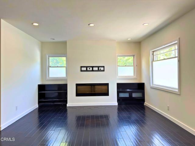 Detail Gallery Image 4 of 33 For 869 S Euclid Ave, Pasadena,  CA 91106 - 3 Beds | 3 Baths