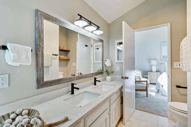 269 Bush Street, Mountain View CA: https://media.crmls.org/mediaz/c9e56713-662d-4137-9d7b-99e0d65329b3.jpg
