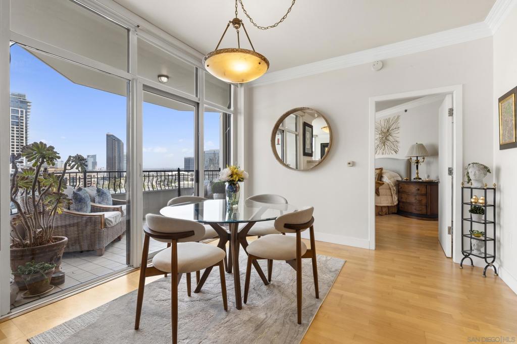 700 Harbor Dr. - photo 4