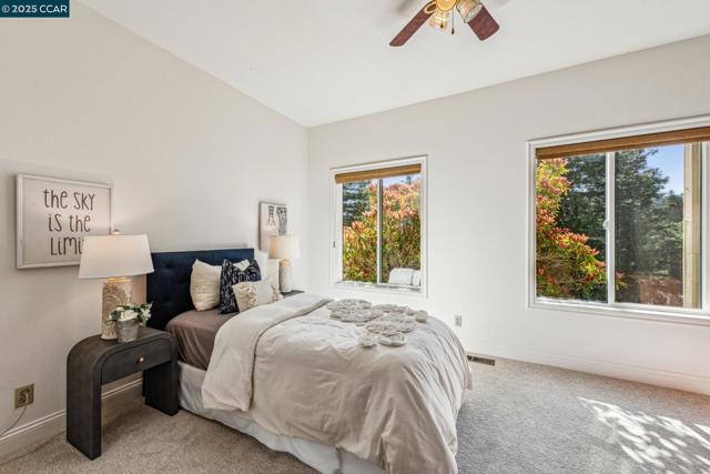 22 Ranger Ct, Alamo CA: https://media.crmls.org/mediaz/c9e75aae-4d91-4570-9bf0-543769e6a2c5.jpg