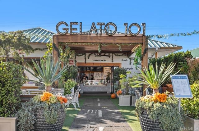 105 Mangano Circle, Encinitas CA: https://media.crmls.org/mediaz/c9e76659-09bf-420d-8a35-078cc2102ac2.jpg