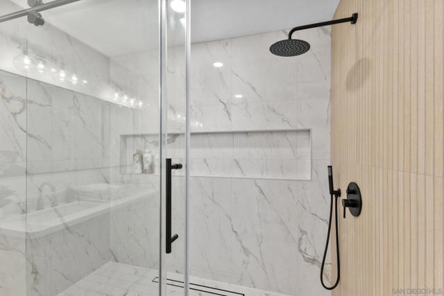 2128 Missouri St, San Diego CA: https://media.crmls.org/mediaz/c9e79360-3273-49cf-97ce-b95f51d9f929.jpg