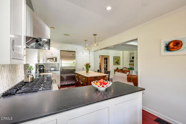 Detail Gallery Image 22 of 55 For 1908 Warwick Rd, San Marino,  CA 91108 - 4 Beds | 3 Baths